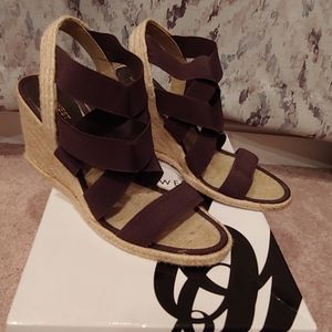 Like New NINE WEST Joyda Brown EL